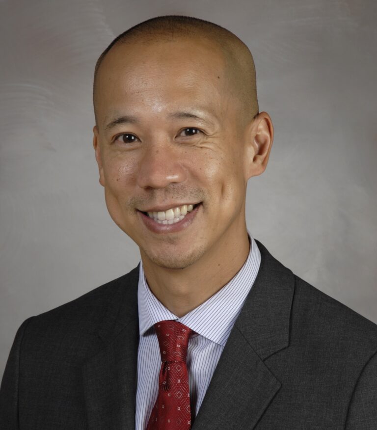 Cardiothoracic Surgeon Tom Nguyen Provides Keynote Address At MAS ...